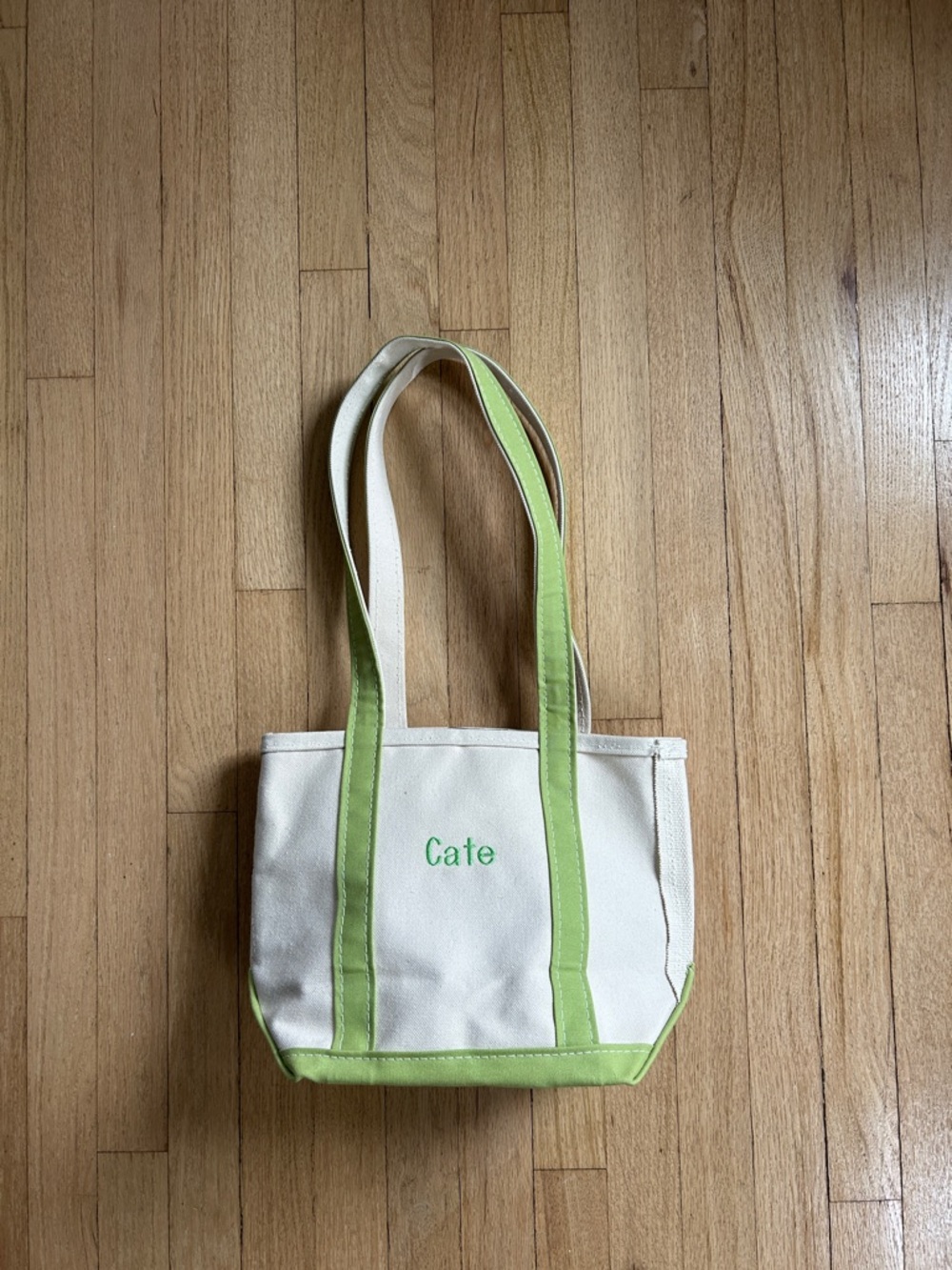 L.L. Bean Boat And Tote Green Canvas Bag  Long Handles Zip Top USA new condition